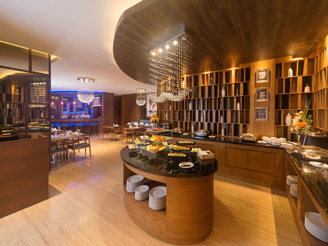 The Maleo Bar, Cafe & Restaurant